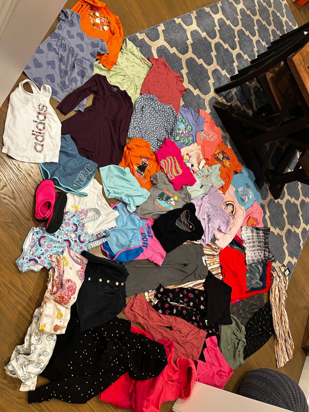 Girls 6, 7, 6x & 6/7 HUGE lot swearshirts, pants, tops, dresses, skirts, shorts